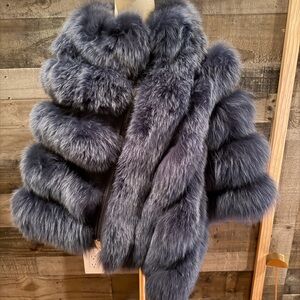 La Fiorentina blue fox fur poncho